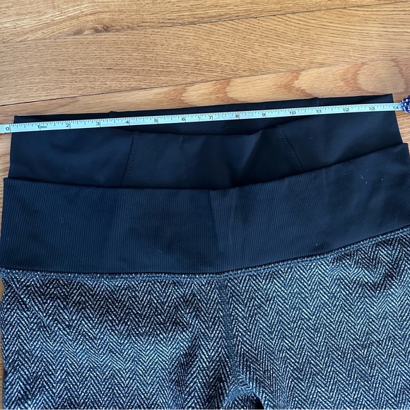 Lululemon Straight Up Double WaistBand Pants Size 8 - Picture 9 of 11
